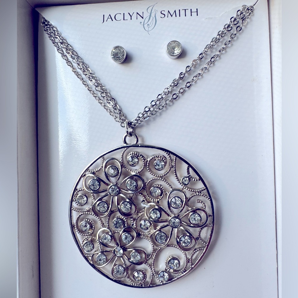 Jaclyn Smith Silver Necklace & Earring Set